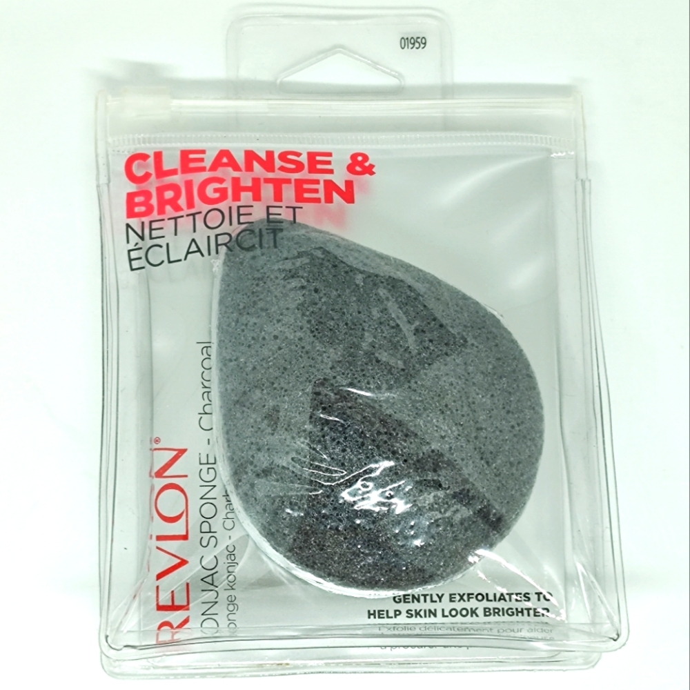 New Revlon Konjac Skin Exfoliating Sponge Beauty Tool Charcoal Cleanse Brighten
